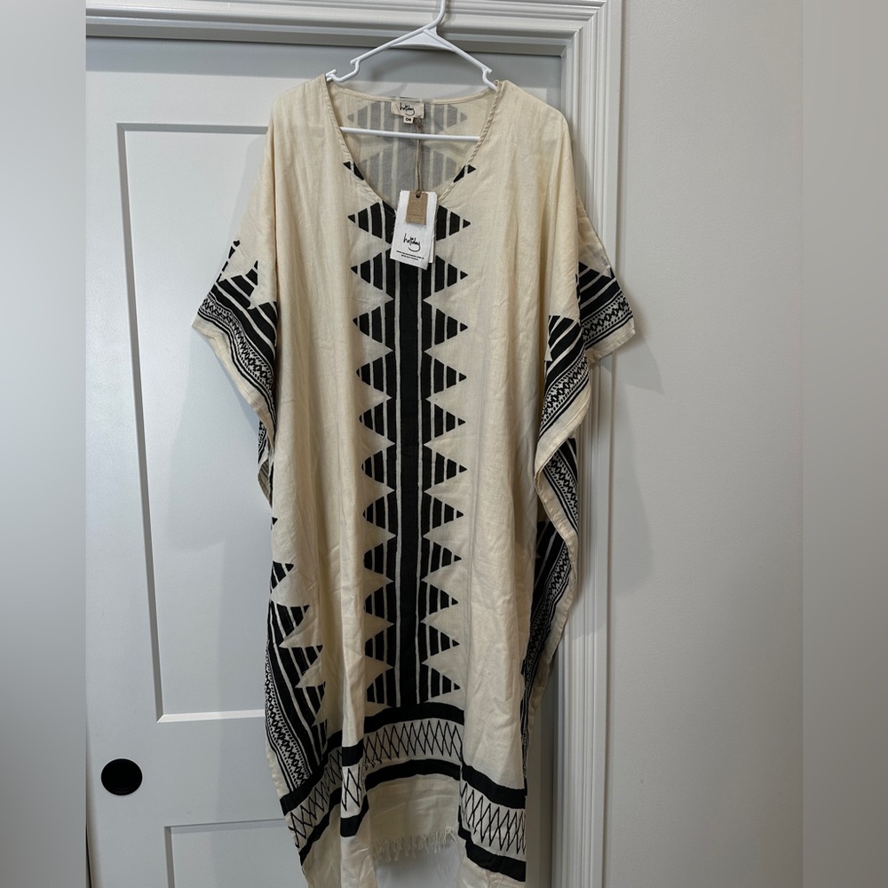 NWT Holiday Poko Kaftan Boho Cotton Cover Up OS Black Cream Resort Dress